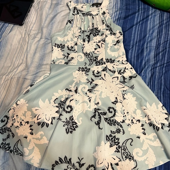 Light Blue Floral Dress - Picture 1 of 5